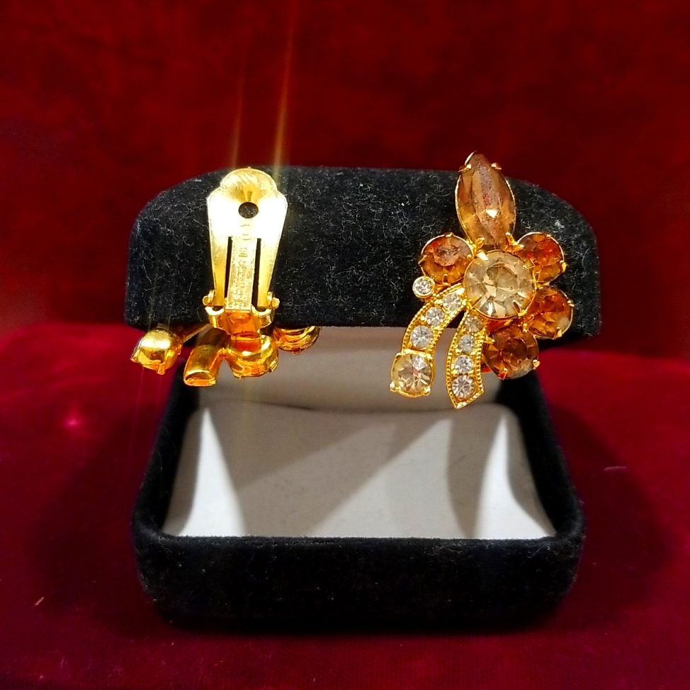Vintage Eisenberg Ice Swarovski Crystal Earrings 65$